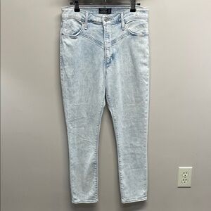 Abercrombie & Fitch Simone High Rise Ankle Flare Light Wash Jeans V-Front 28/6R